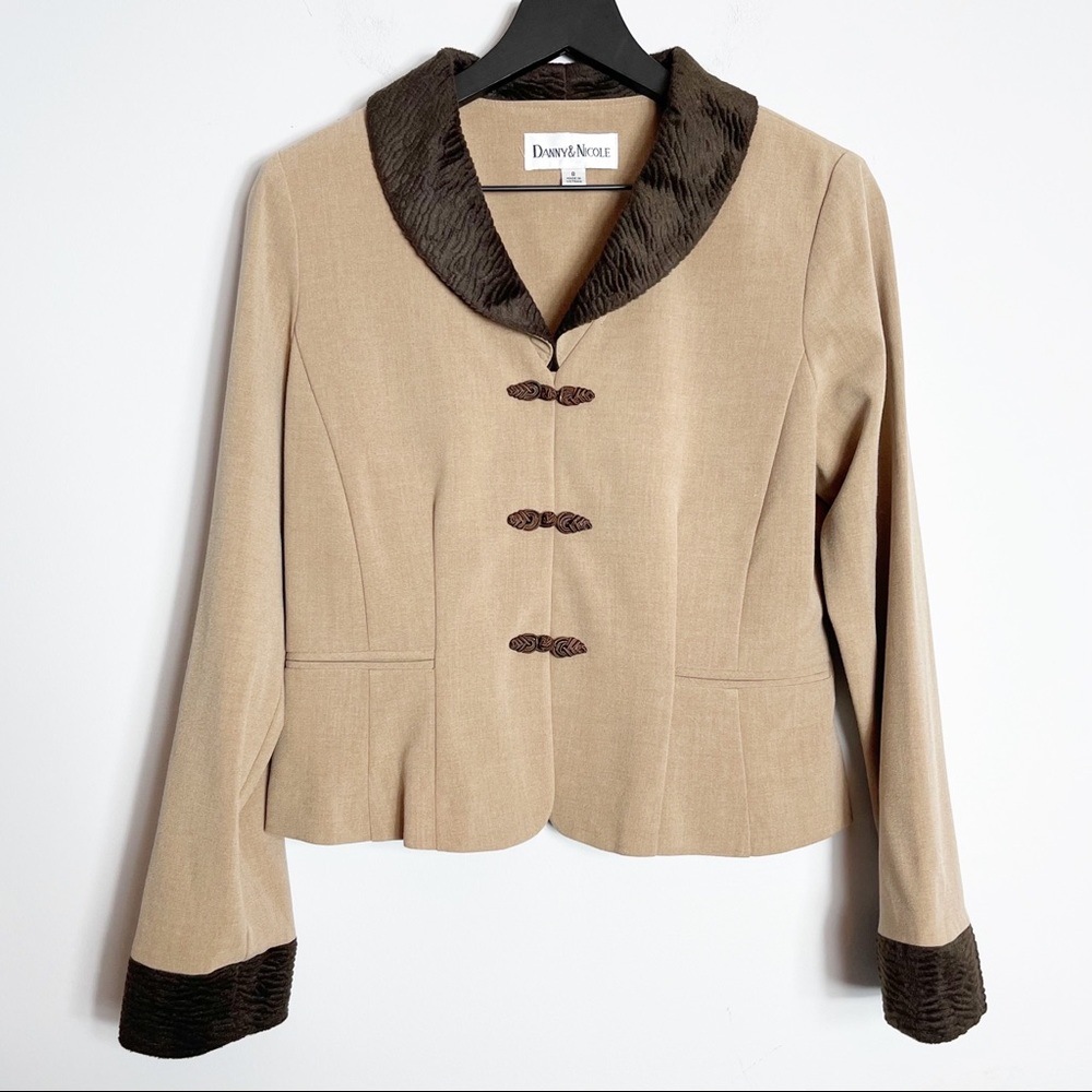 Danny & Nicole 8 Brown Tan Jacket